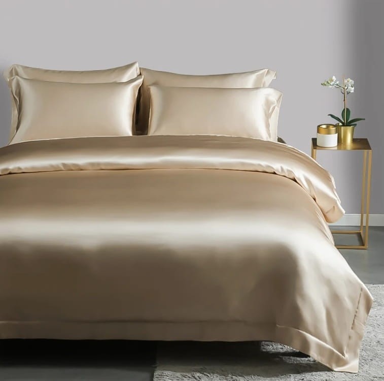 Malbery Jedwabna Poszewka 140/200 na Kołdrę - wzór: Light Caramel